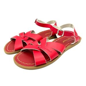 Hoy Salt Water sandals red strappy open toe adjustable strap
